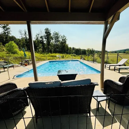 Modern Cabin w/Pool and Hot Tub!