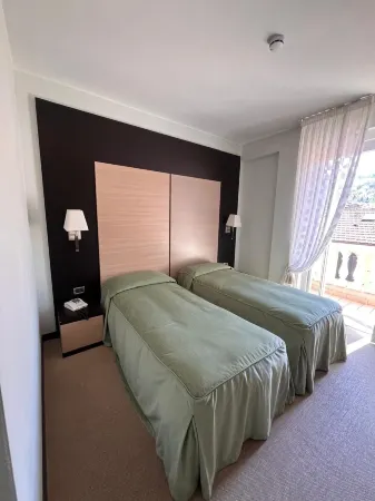 Hotel Ludovico Ariosto Отели рядом с достопримечательностью «Sassi»