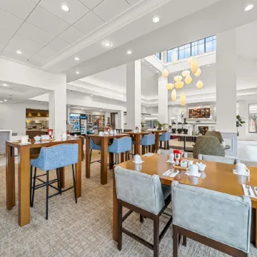 Hilton Garden Inn Plymouth Отели рядом с достопримечательностью «Plymouth Mayflower»