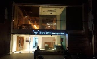 The Bull Boutique Hotel