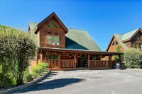Luxe 3B/3B Cabin Close to all attractions - Fall Special! Hotel dekat Smoky Mountain Ziplines