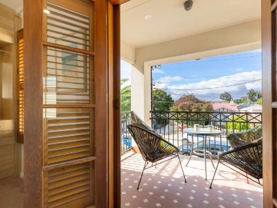 Beach & Bay - Modern Family Stay Glenelg North