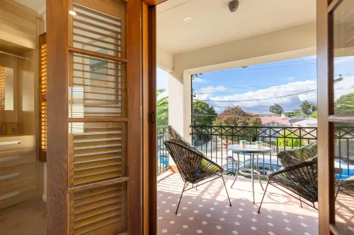 Beach & Bay - Modern Family Stay Glenelg North - บังกะโล