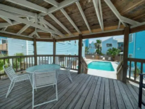 Charming Condo with Pool Access - Cozy Coastal Escape