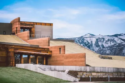 Cozy Central Suite with Easy Access - Charming Wyoming Retreat Peter D's RV Park附近的飯店