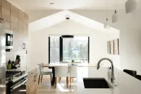 Mountain Views and Cozy Comfort - Stunning Silverthorne Retreat