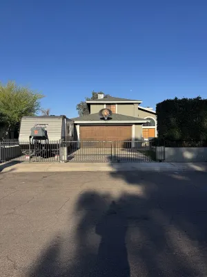 Remodeled 2 story home w/ pool 8 minutes from the State Farm Stadium!