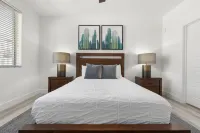 Prime Location with Spa-Inspired Hot Tub - Cozy Stylish Oasis