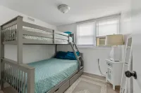 Welcoming Living Space with Balcony and Parking - Modern Retreat