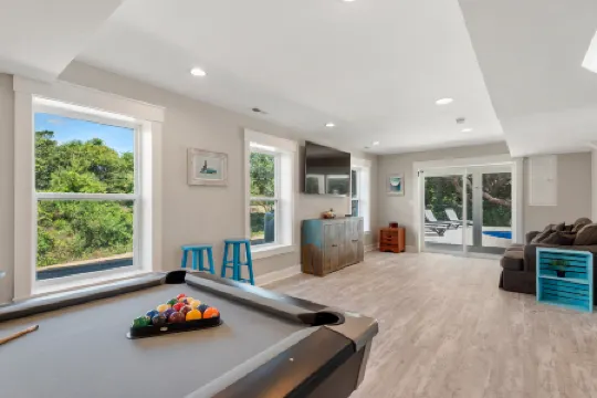 Private Pool and Spacious Kitchen - Stunning Coastal Haven