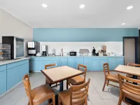 Country Inn & Suites by Radisson, Topeka West, KS Hotels in Topeka