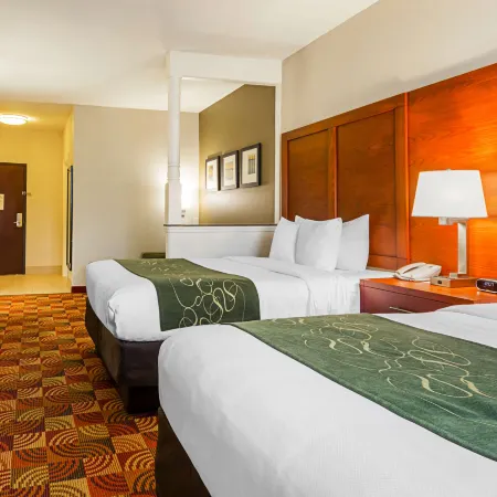 Comfort Suites Lake Charles Отели рядом с достопримечательностью «Север Бич»