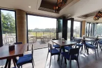 Village Hotel Blackpool - Breakfast