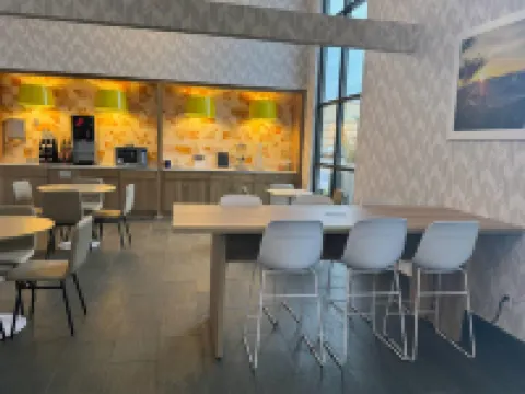 Days Inn & Suites by Wyndham Wausau Hotels in Marathon County