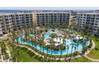 Expansive Balcony and Access to Private Beach - Stunning Coastal Haven