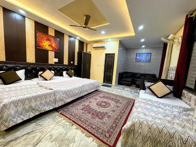 Su- Koon Homestay Hoteller i Khairati Tola