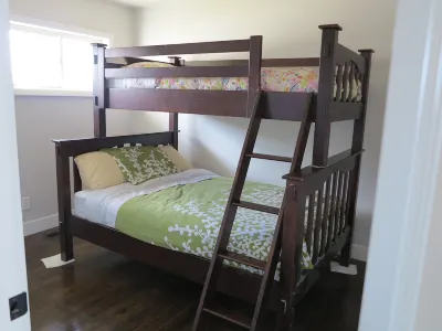 Modern Ranch close to downtown - Rental License #2025-057