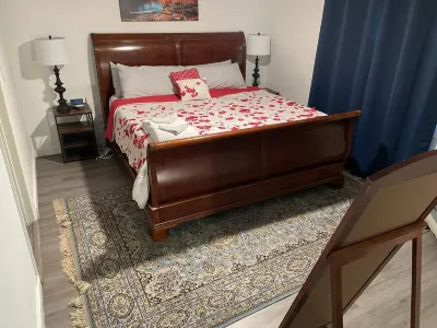 Mountain Cabin in the Woods, Near Wineries & More! Hotels near Food Lion
