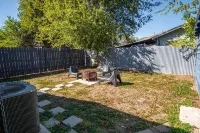 Brand New Craftsman 2Br2BA Home in Denver Heights Hotel a 