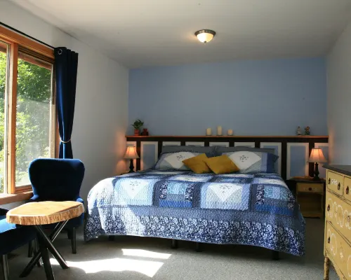 The Burgundy Dream Bed and Breakfast Hotels in Halifax