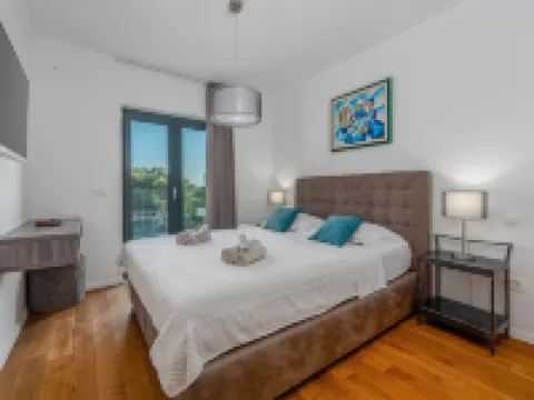 Vila Coratina ZadarVillas Hotels in Lun