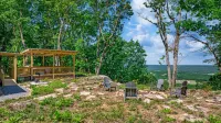 Serene Cabin Retreat with Hot Tub and Fire Pit - Charming Escape Hotels in DeKalb County