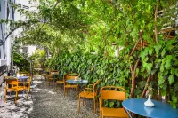 Alma Hotel Hotels in Seefeld