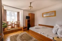 Villa-Hotel Escala Hotels in 