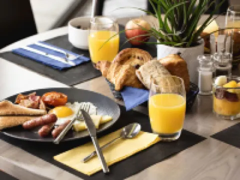 Holiday Inn Express MARSEILLE AIRPORT by IHG Hotels in Vitrolles