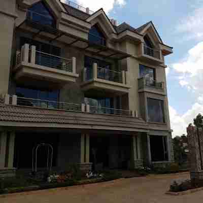Magna Hotel and Suites Hotel Exterior
