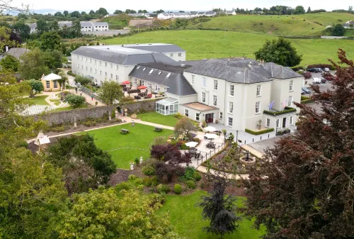 County Arms Birr Hotels in County Offaly