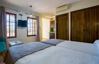 Hostal Don Joaquín Alora Отели в г. Ardales