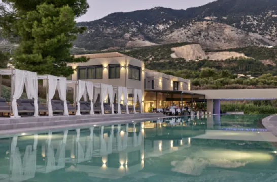 Celestial All Suites Hôtels à : 