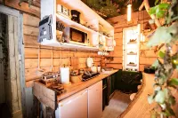 James' Place @ Pontmorlais Hotels in Town