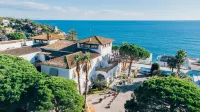 Hotel Roger de Flor by Seleqtta