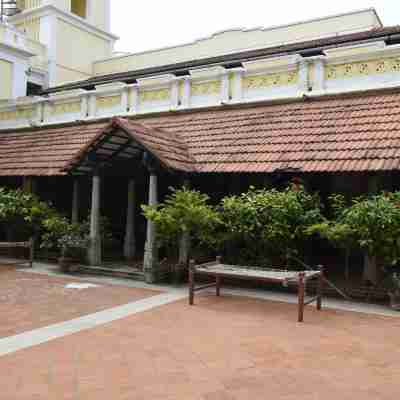 Lakshmi Vilas Hotel Exterior