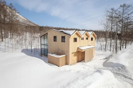 Hupni Отели рядом с достопримечательностью «Rusutsu Shrine»