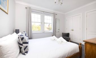 Joivy Modern Flat with Free Parking