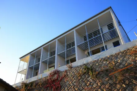 MY Lodge Naoshima Отели в г. уезд Кагава