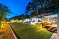 Sanjeong Resort Pension N Caravan