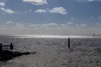 Apartment on Tholen by Oosterschelde Estuary Các khách sạn ở Scherpenisse