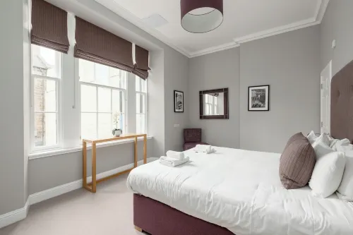 Destiny Scotland - Princes Street Residence