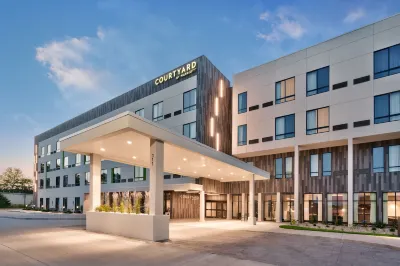 Courtyard Ames Hotels near St. Cecilia Catholic Church