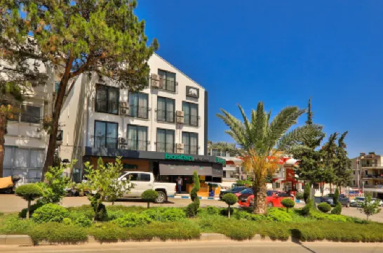 Joyy Suit Apart Hotels in 