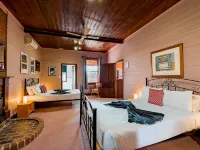 The Henry Parkes Tenterfield Hotels in Tenterfield