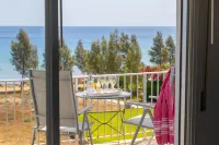 Protaras H2O Seafront Suite - Kondo