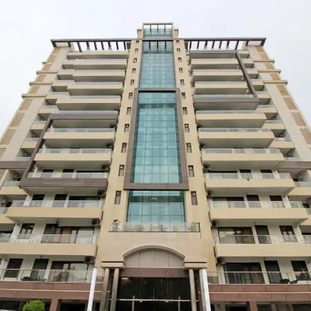Gazebo Inn & Suites Medanta