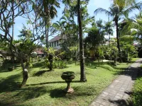 บากุง บีช รีสอร์ท โรงแรมใกล้หาด Jerman Beach