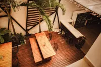 Nomads Hotel, Hostel & Rooftop Pool Cancun