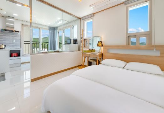 4. 가평 남이섬 피..